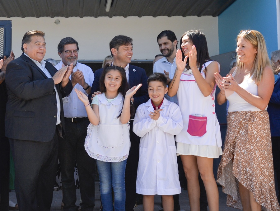 Kicillof inauguró una nueva escuela y dijo que “donde hay una necesidad no hay un costo imposible de afrontar”