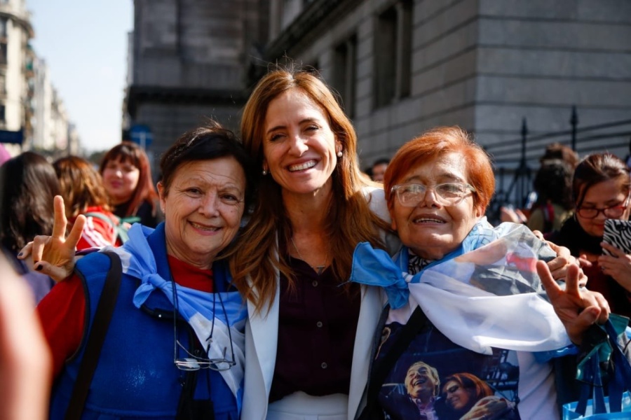 Tolosa Paz: ”La sociedad argentina tiene que volver a un consenso democrático como el del '83”