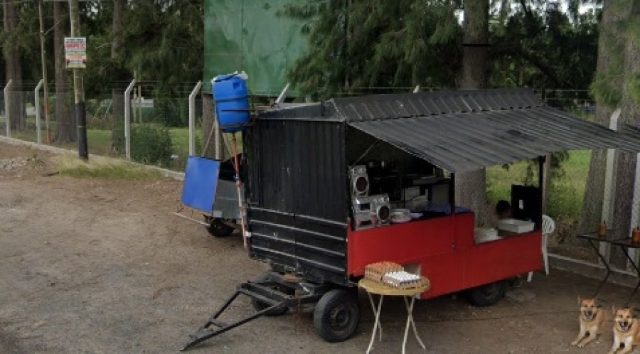 Forzaron la seguridad de una parrilla en City Bell y se llevaron toda la carne que había