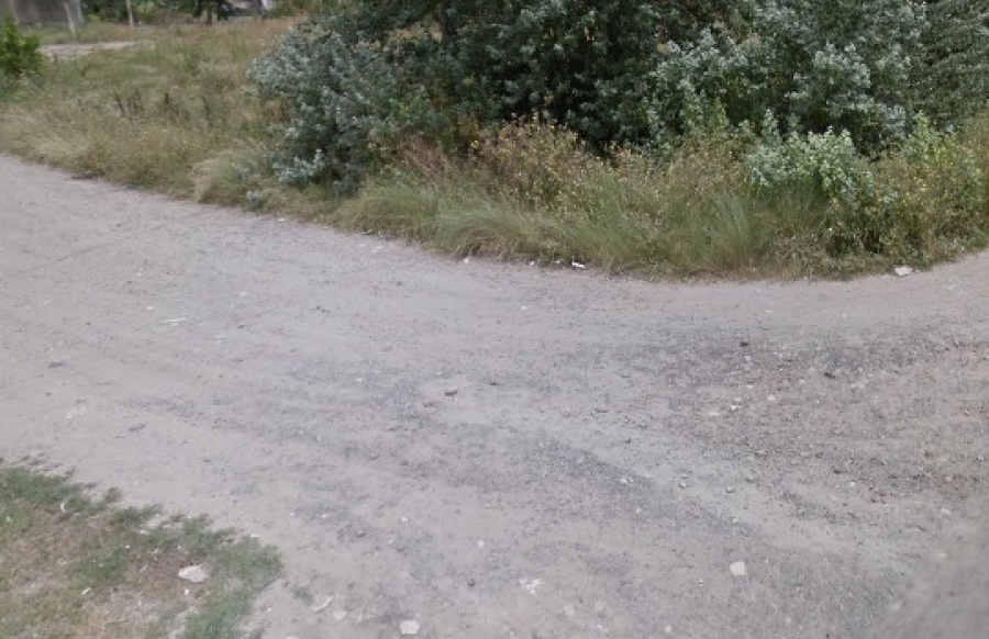 Vecinos de Arana piden mejoras en las calles y más postes de luz por ”enésima vez”