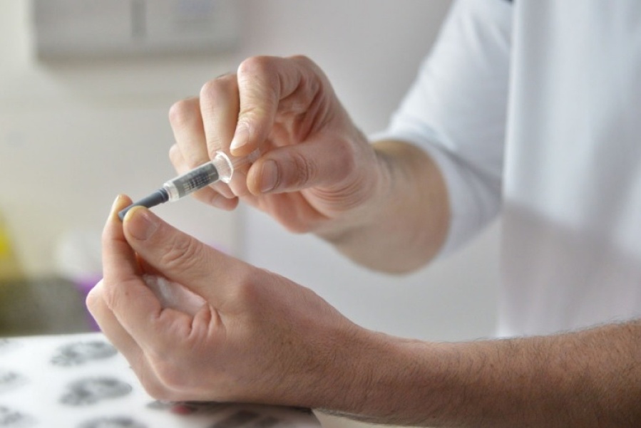 Largaron la campaña de vacunación antigripal en La Plata y la primera fase se extenderá hasta el 7 de abril