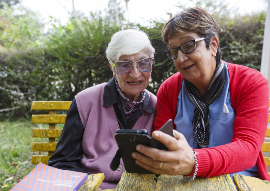 La Provincia de Buenos Aires tendrá un registro oficial de cuidadores domiciliarios para dimensionar su crecimiento