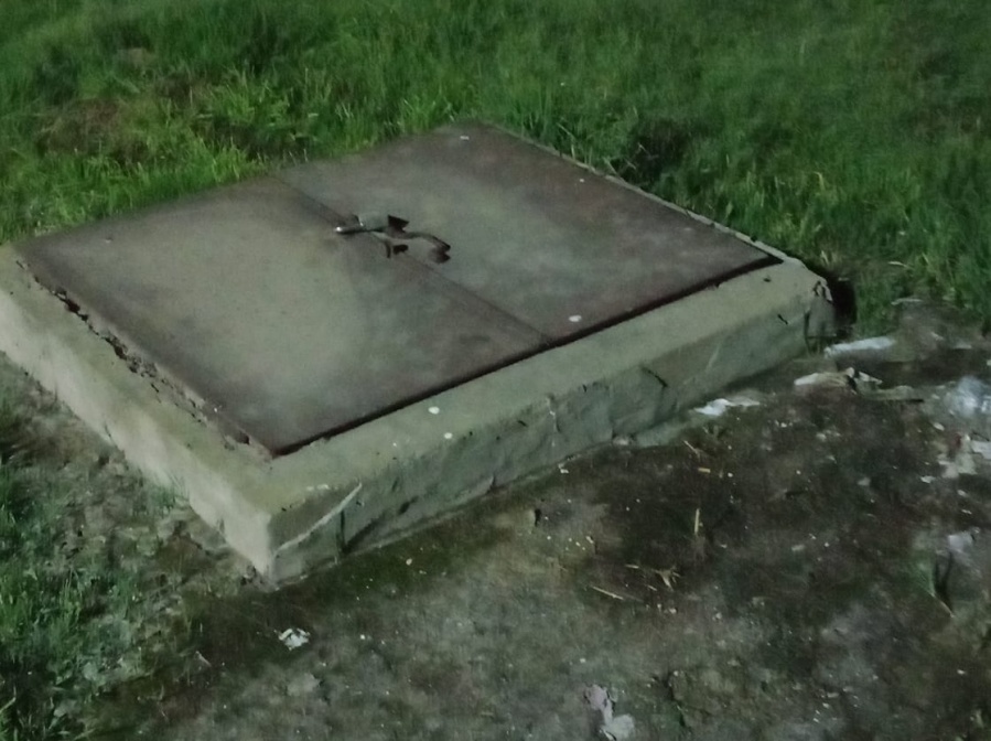 Vecinos renovaron el reclamo por materia fecal y basura que proviene de la Unidad 8 de Los Hornos