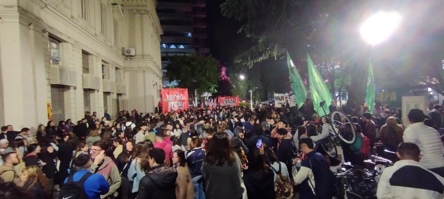 La Universidad comienza una nueva semana de reclamos ante la aprobación del veto a la Ley de Financiamiento