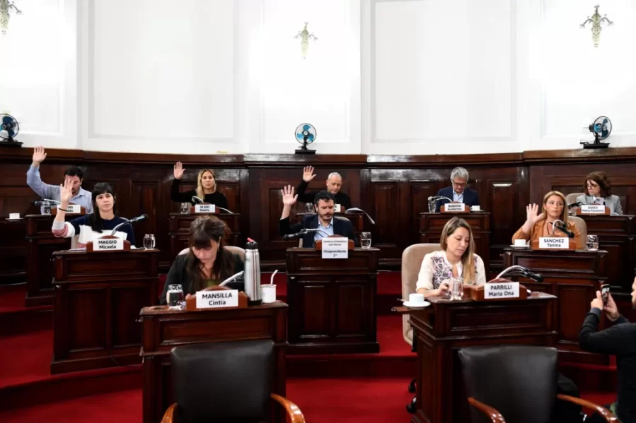 El Concejo Deliberante de La Plata se prepara para recibir dos proyectos sobre ordenamiento urbano y transporte público