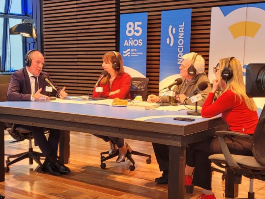 Juan Ross participó del festejo por los 85 años de Radio Nacional: ”Tenemos que dar la disputa a una agenda hegemónica”