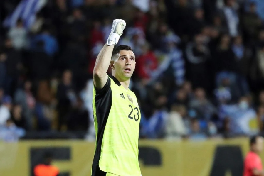 Emiliano 'Dibu' Martínez: ”Cuando no se juega bien, hay que ganar”