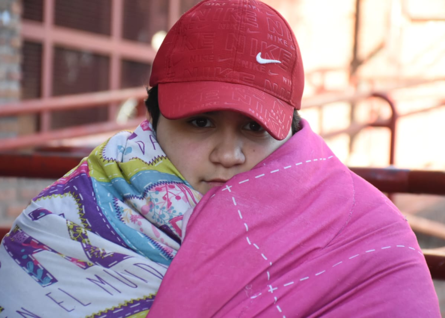 Del gimnasio inundado al ”frazadazo” por la falta de calefacción en el colegio de 9 y 38: ”Es venir, instalarlo e irse”