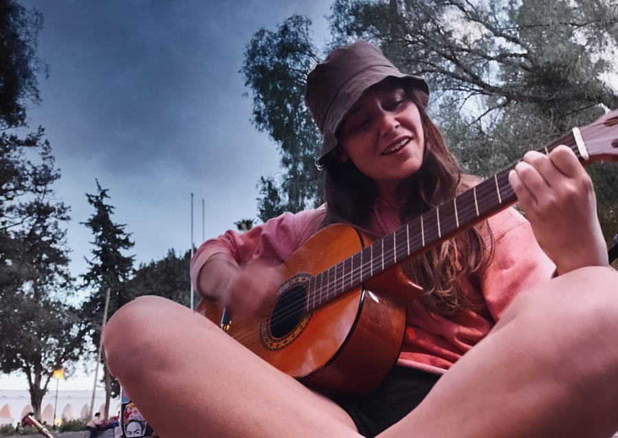 Una guitarra la acompaña desde el 2002, y todavía no puede creer lo que hizo en 14 y 39: ”No sé qué me pasó en la cabeza”