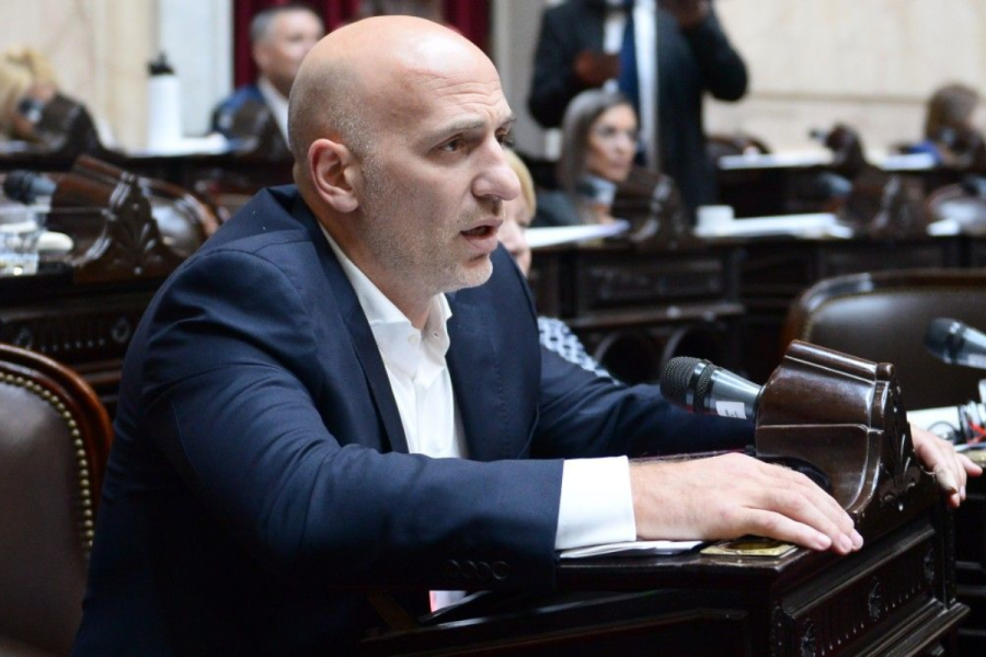 El radicalismo denunció “intimidaciones por no subordinarse” al acuerdo entre Macri y Milei: “Buscan la violencia”