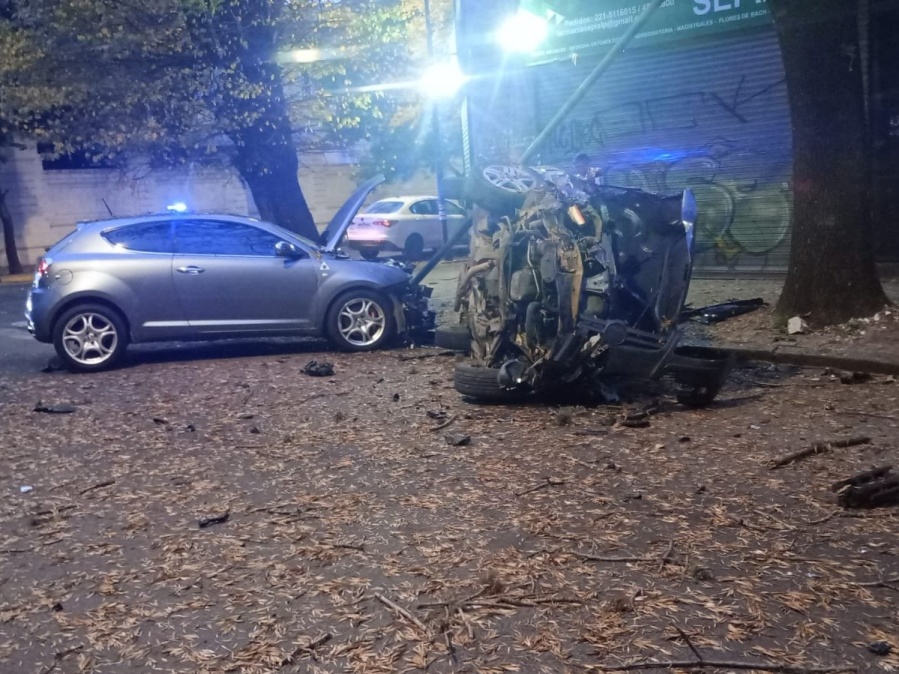 Impresionante choque en el centro de La Plata