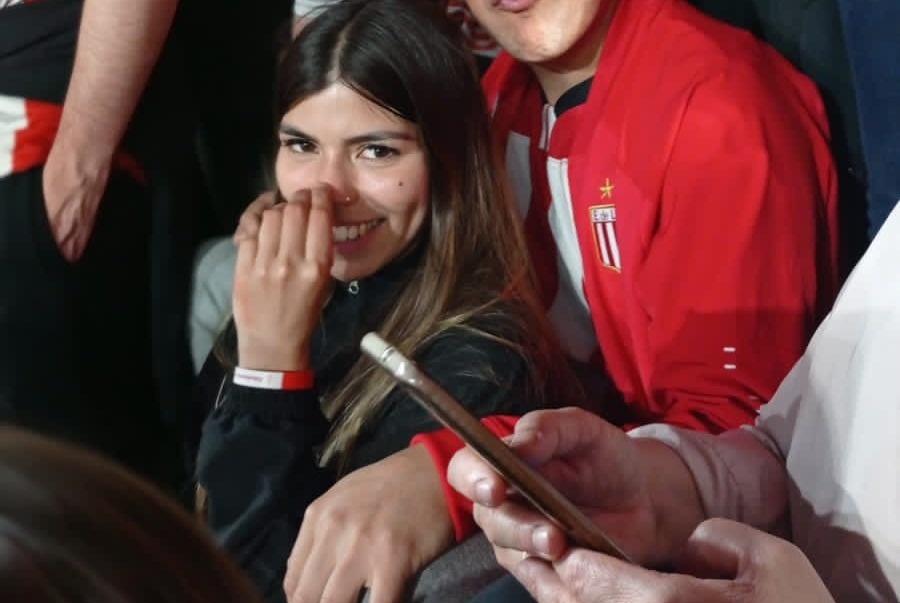 ”No podes mirar tu ombligo siempre”: una platense expuso su queja por el ingreso al Estadio UNO y armó un debate virtual