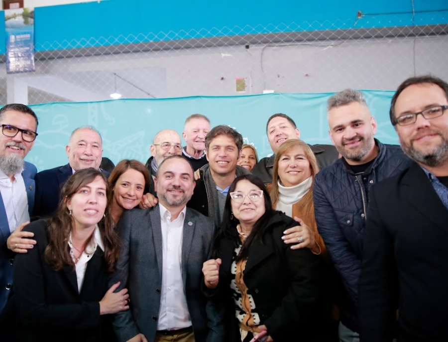 Guiño de Kicillof a las Iglesias Evangélicas en Berisso: ”Cumplen una tarea social fundamental en los barrios bonaerenses”