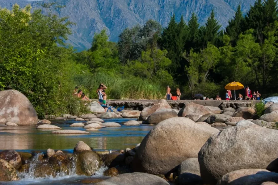 El feriado del Día del Trabajador movilizó a más de un millón de turistas con un gasto superior a los $256 mil millones
