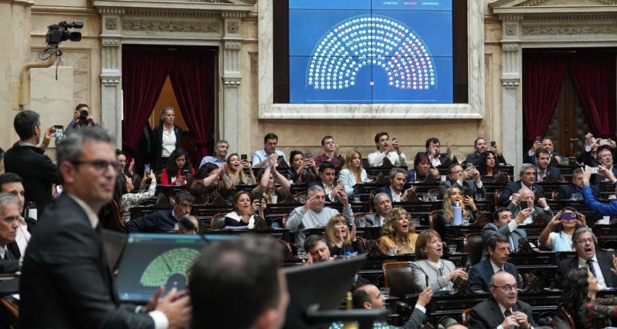 La ley Anti-DNU y el Presupuesto 2026 concentran la agenda parlamentaria esta semana