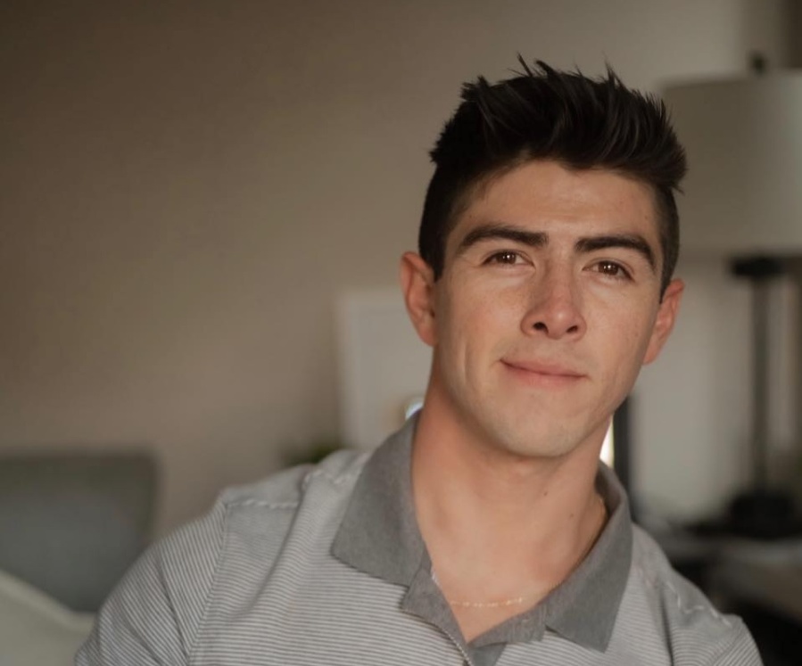 Vive en Estados Unidos y nunca vio a su papá biológico que conoció a su mamá en Ensenada: ”Era ingeniero civil”