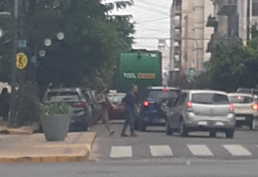 ”La Capital Nocional de la doble fila”: el enojo de los platenses en pleno centro