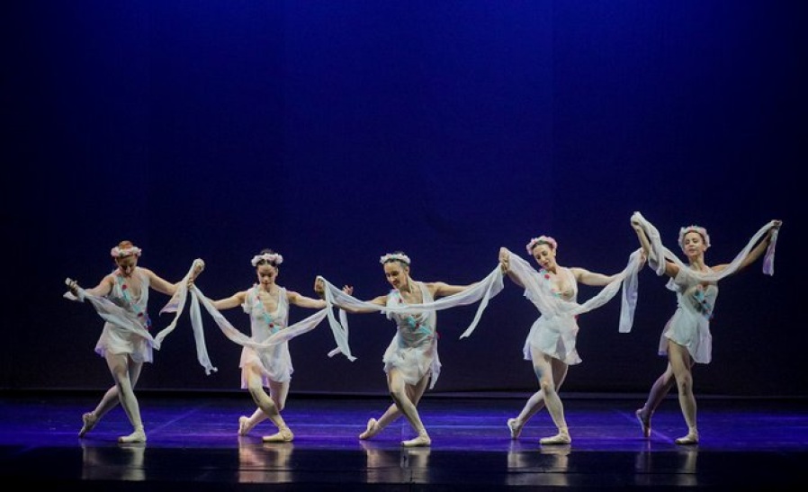 Día Nacional de la Danza: A 54 años de la tragedia aérea que marcó para siempre al Teatro Colón