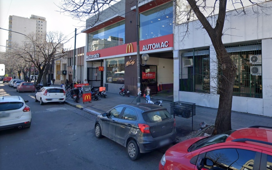 A pesar de no estar habilitado, el AutoMac de calle 7 sigue activo y genera complicaciones en el tránsito: “Es un caos”