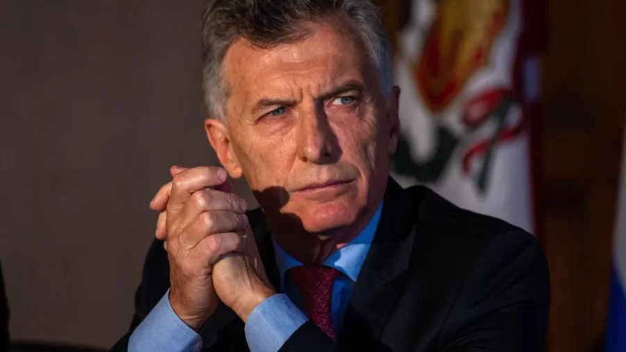 Revelaron que Macri visitó en 2016 la carpintería donde hacían las guillotinas contra Cristina