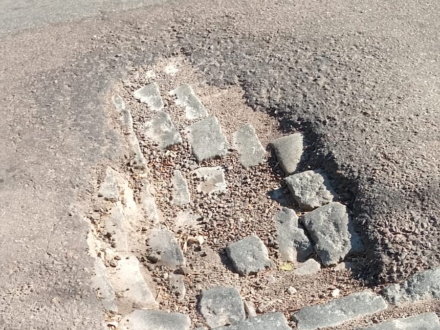 Un pozo en 54 entre 8 y 9 sigue creciendo y genera preocupación