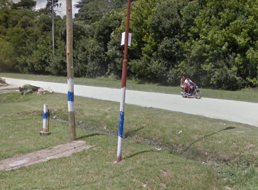 Una vecina de 41 y 161 teme que los autos entren en cualquier momento a su living: ”Es un riesgo para todos”