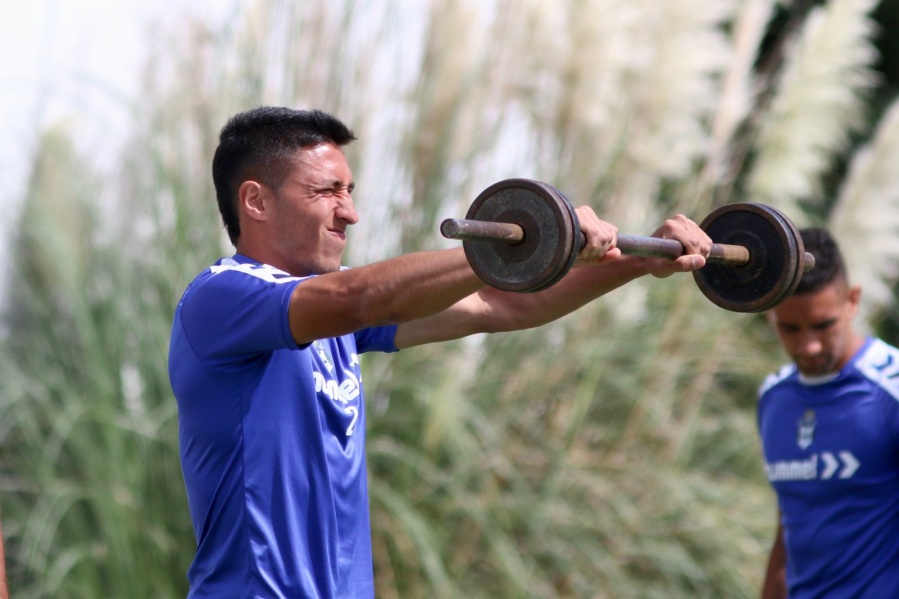 El extraño caso Guiffrey: De titular consolidado a ser suplente, lo quisieron varios equipos y no lo dejaron salir.