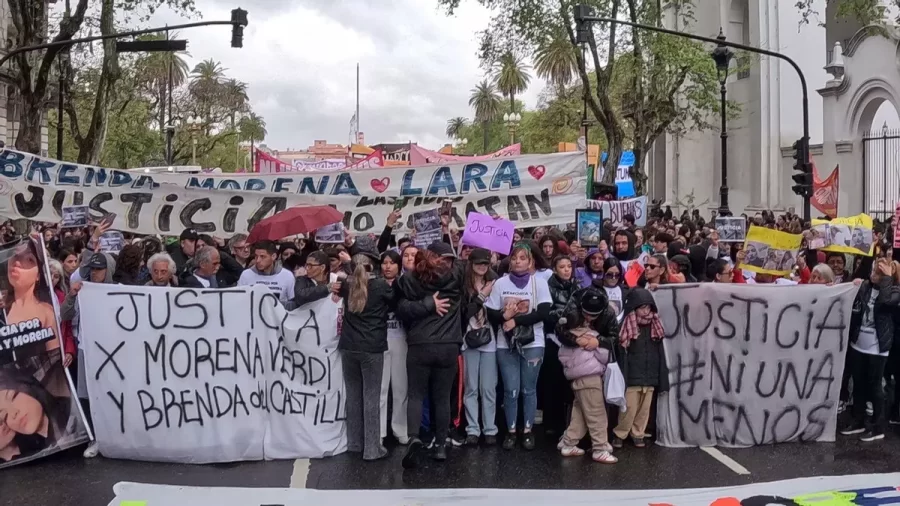 Familiares de las víctimas del triple femicidio realizaron una manifestación para reclamar justicia