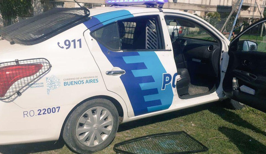 Desvalijaron un patrullero y se llevaron hasta un asiento en La Plata