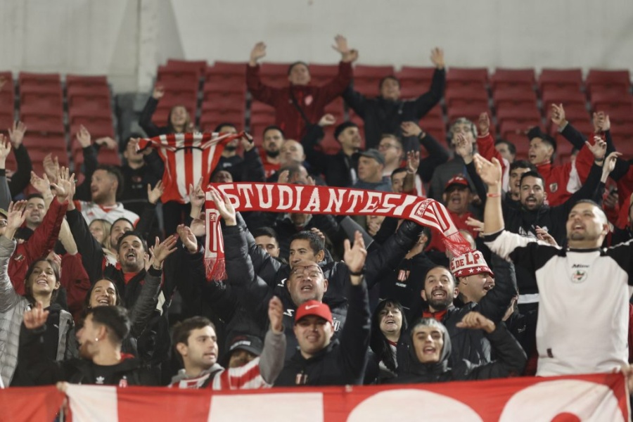 A tomar nota: La advertencia que hizo Estudiantes para quienes viajen a Brasil y el antecedente del Chavo Desábato