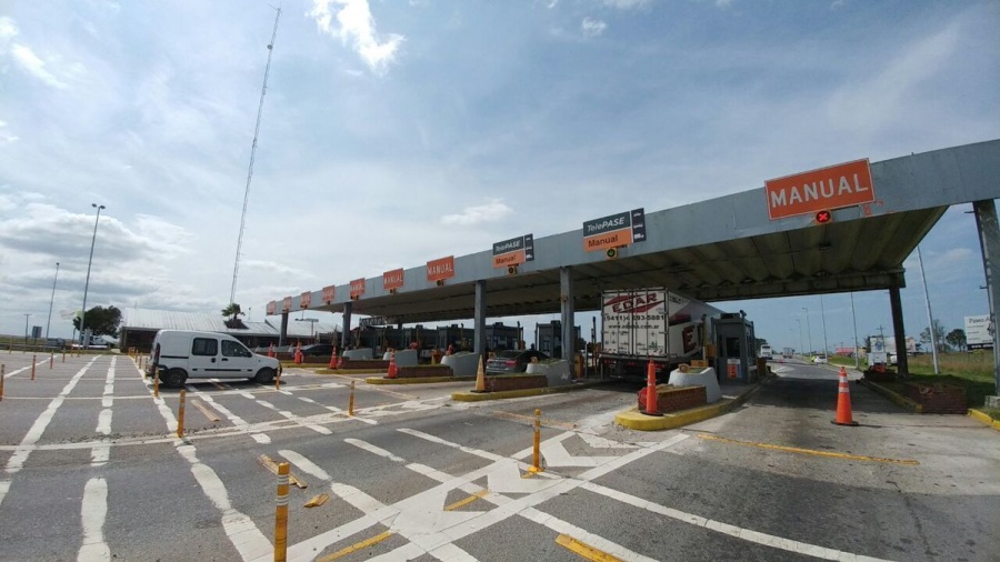 Liberaron los peajes de la Autopista Buenos Aires - La Plata por tiempo indeterminado