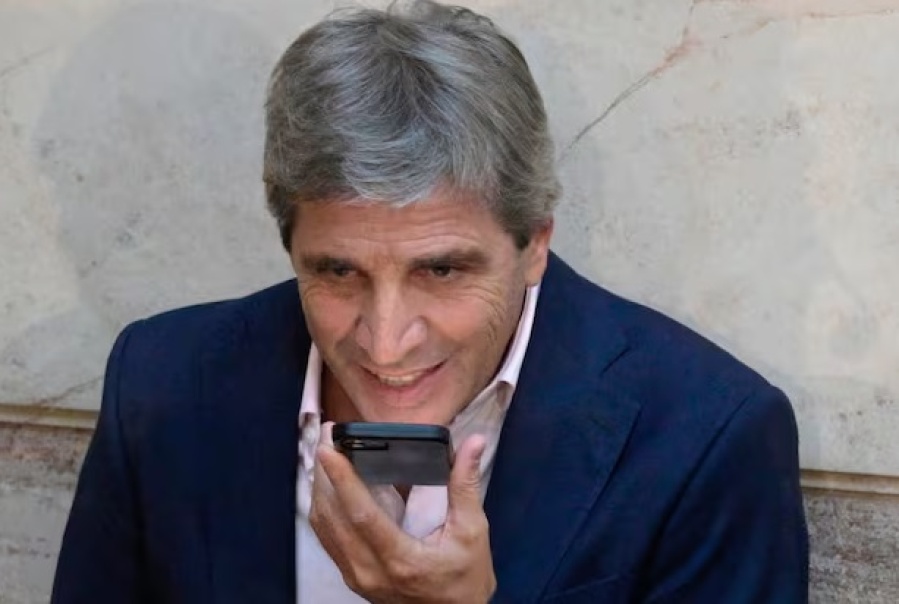 Caputo de fiesta y las advertencias de Cristina y Kicillof: el desafío del peronismo para la batalla electoral del 2025