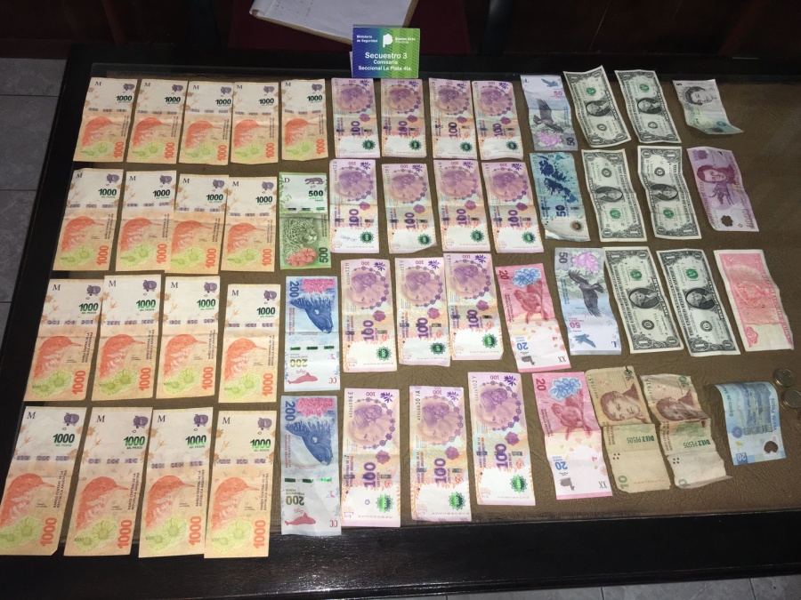 Cayó una banda que usaba inhibidores en los autos para robar en pleno centro