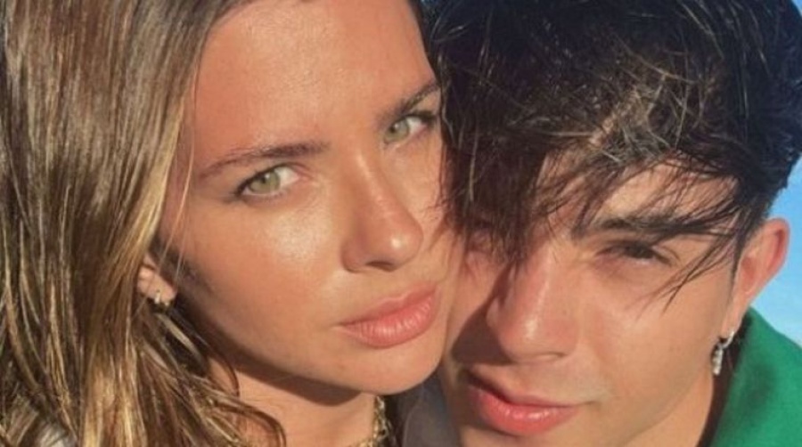 Rusherking compartió una foto con la China Suárez donde señaló que la extrañaba