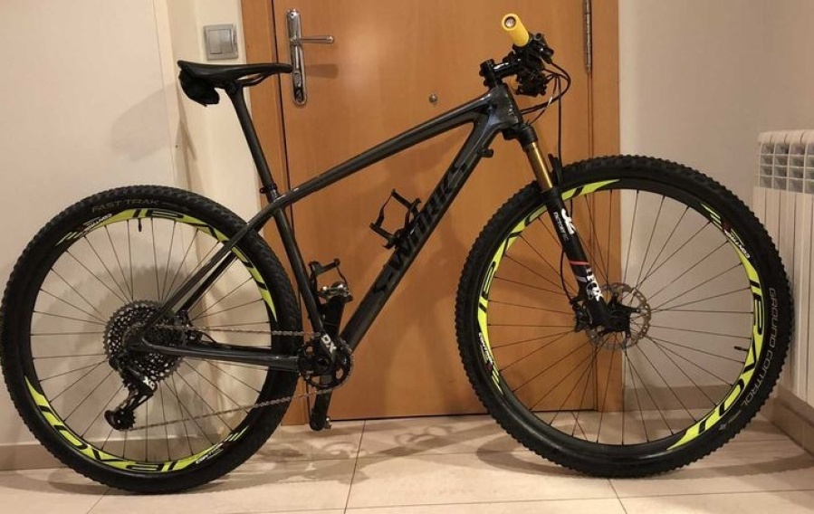 Robaban bicicletas, las vendían por las redes de La Plata y quedaron detenidos