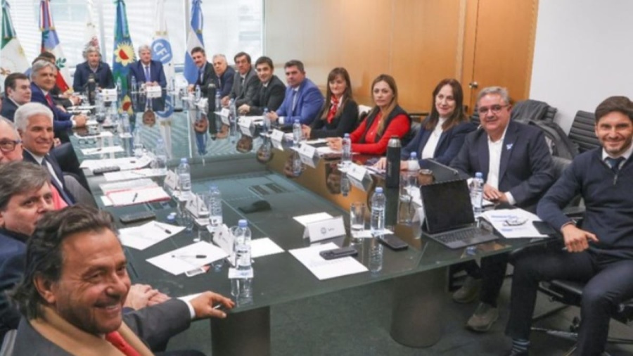 El Gobierno vuelve a negociar con las provincias por el reclamo de más fondos