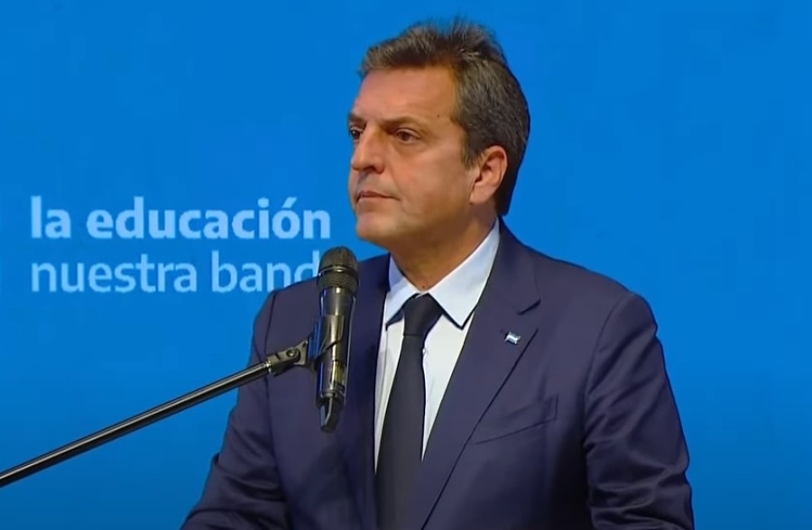 Massa presentó el proyecto de ley de financiamiento educativo: ”La idea de defender la calidad de lo público es central”