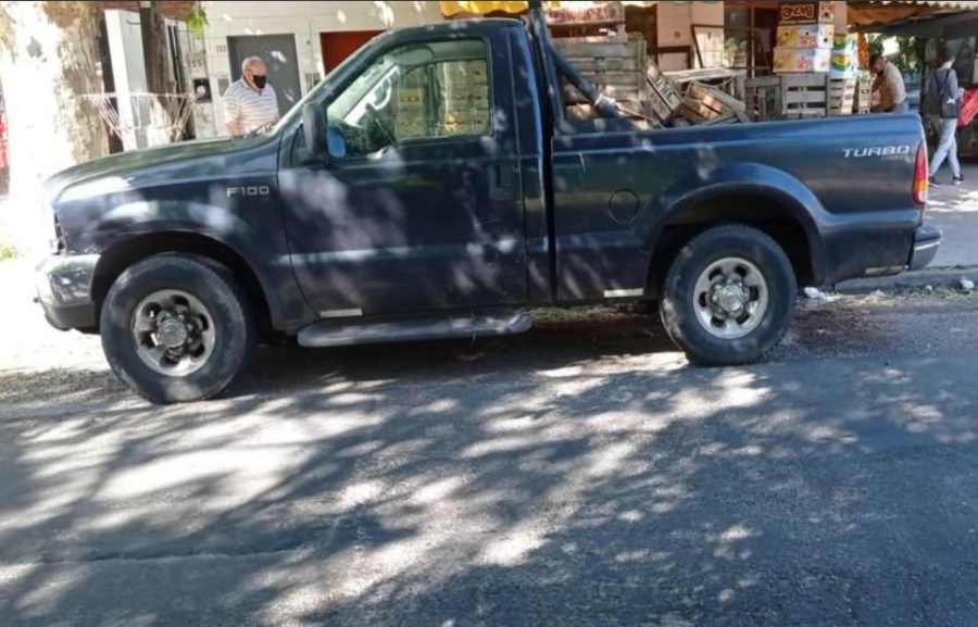 ”No puedo darle de comer a mi familia”: Necesita recuperar su camioneta y pide ayuda a todos los platenses