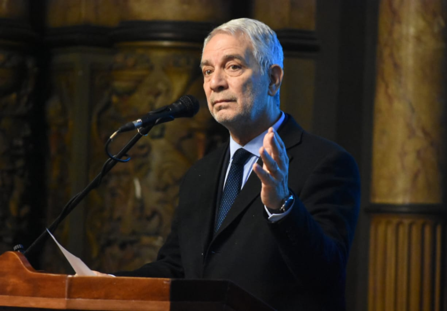 Alak anunció que habrá un plan de puesta en valor del Cementerio de La Plata y del destino final de los restos