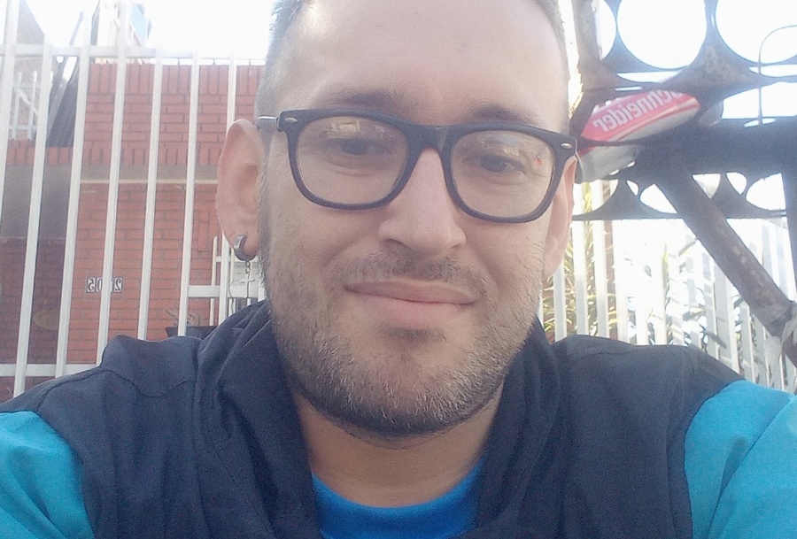 A un joven sin trabajo le hicieron una indignante ”broma”, se quedó sin guita y mostró los chats: ”Marronazo, hoy no comés”