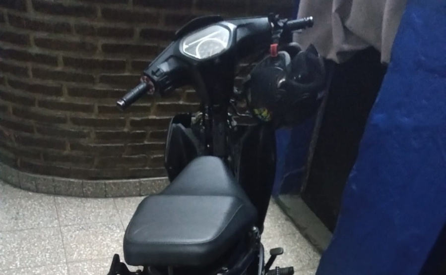 Quisieron evitar un control y fueron detenidos en La Plata