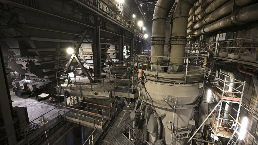 Impuestos a eléctricas y petroleras: la UE busca mitigar la crisis energética