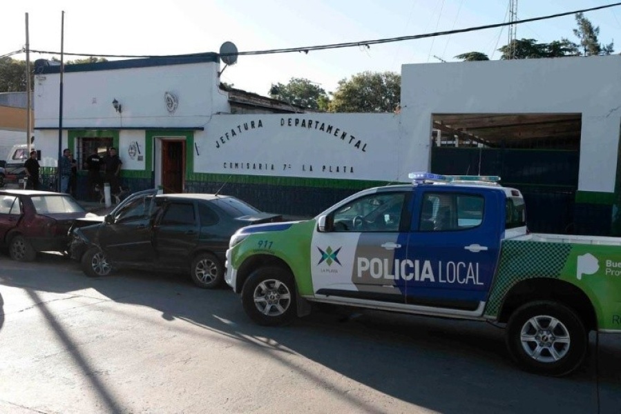 Los detuvieron en Abasto mientras intentaban usurpar un terreno