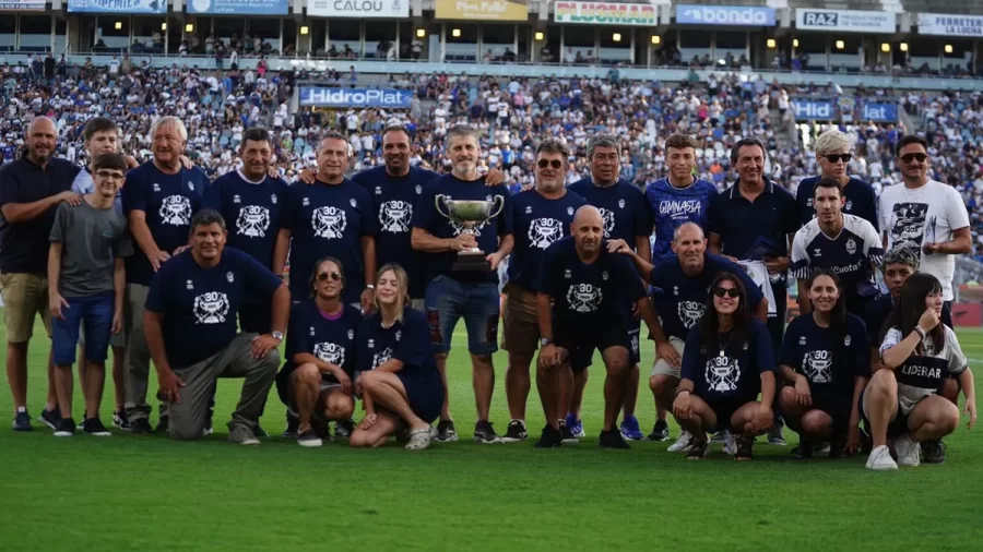 Recibió la máxima distinción dentro del fútbol y se acordó de Gimnasia: ”Me llenó de valores...”