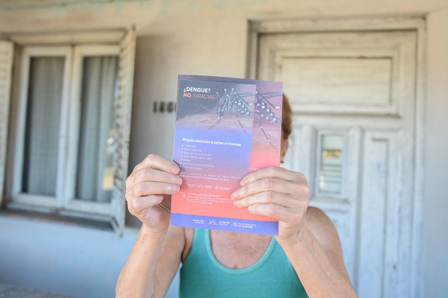 Profundizaron en La Plata la prevención contra el dengue y brindaron recomendaciones para evitar los golpes de calor