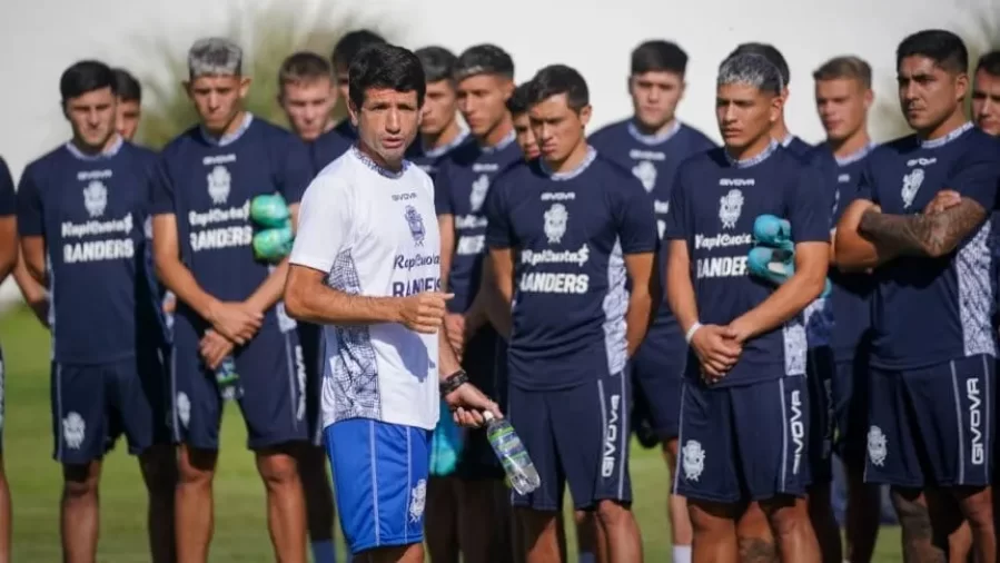 Gimnasia sumó un nuevo profesional: ”Estoy muy feliz de firmar con el club de mis amores, un legado familiar”