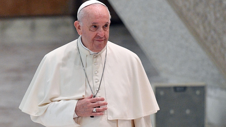 El papa Francisco reclamó por el salario básico universal y la reducción de la jornada laboral