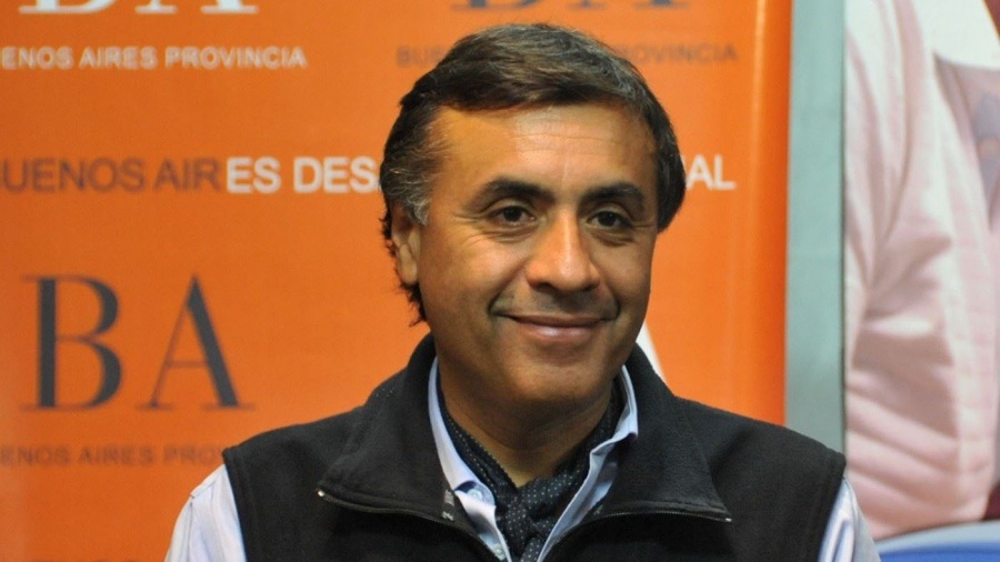 Aparicio confirmó que la policía decidió cerrar los ingresos del estadio del Lobo y adelantó cuando se jugará con Boca