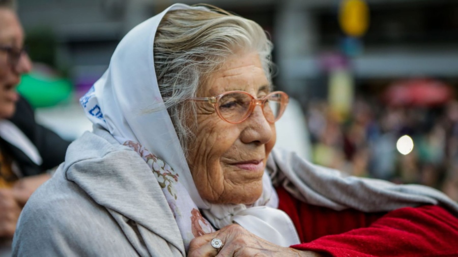 Falleció Azucena Díaz de Teján, Madre de Plaza de Mayo