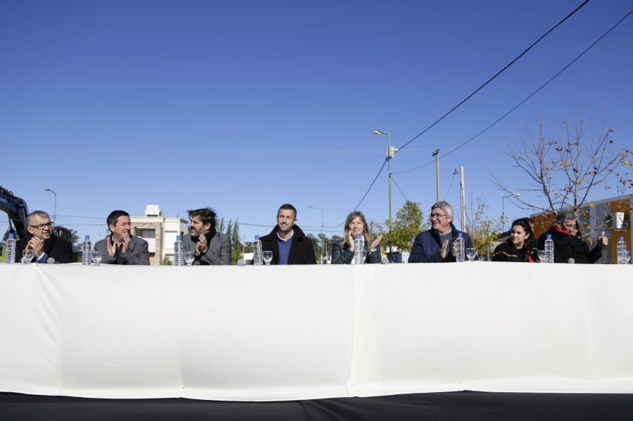 Escuelas a la obras: Se inauguró un nuevo jardín de infantes en un municipio bonaerense